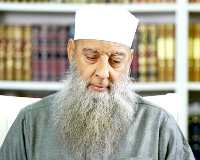من هو الشيخ ابو اسحاق الحويني ويكيبيديا عمره اصله ثروته مذهبه، سبب وفاة أبو إسحاق الحويني، ما هو مرض الشيخ الحويني السيرة الذاتية