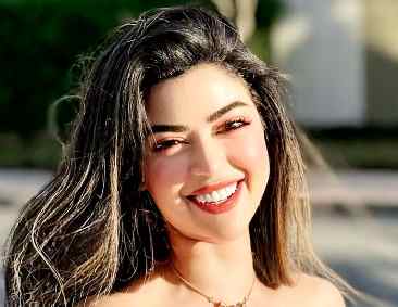 من هي ميرنا جميل ويكيبيديا عمرها مواليد كم؟ أصلها، والدتها، ديانة ميرنا جميل وزوجها السيرة الذاتية