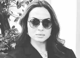 من هي مارتا حامد ويكيبيديا عمرها مواليد كم؟ اصلها من اي بلد؟ جنسيتها، طولها، ديانة مارتا حامد وزوجها واولادها السيرة الذاتية