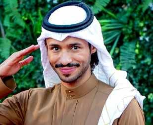 من هو الممثل عزام النمري ويكيبيديا عمره مواليد كم؟ اصله من اي قبيلة؟ طوله، وش جنسيته من وين؟ والده، اعماله، امه السيرة الذاتية