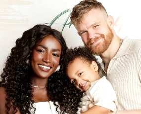 من هي عبير سندر ويكيبيديا عمرها مواليد كم؟ طولها، جنسيتها، ديانتها، أصل عبير سندر وزوجها واولادها السيرة الذاتية