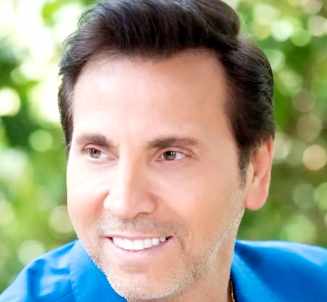 من هو الفنان أحمد دوغان ويكيبيديا السيرة الذاتية