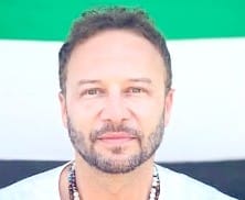 من هو مكسيم خليل ويكيبيديا عمره مواليد كم ديانته علوي ام سني اصله، أين يعيش مكسيم خليل وزوجته واولاده السيرة الذاتية