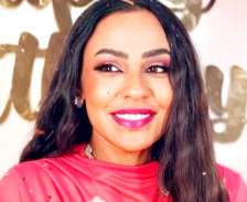 من هي رشا الظنحاني زوجة محمد شاهين ويكيبيديا عمرها مواليد كم ديانتها اصلها، فارق العمر بين محمد شاهين ورشا الظنحاني