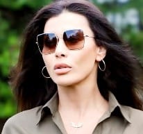 من هي نادين الراسي ويكيبيديا عمرها مواليد كم؟ طولها، اصلها، ديانتها، زوجها واولادها السيرة الذاتية