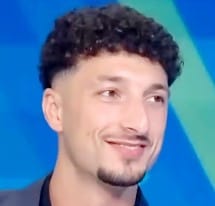 من هو اللاعب وسام أبو علي ويكيبيديا عمره مواليد كم طوله وزنه جنسيته زوجته تواريخ الانضمام، ديانة وسام ابو علي مسيحي ام مسلم السيرة الذاتية