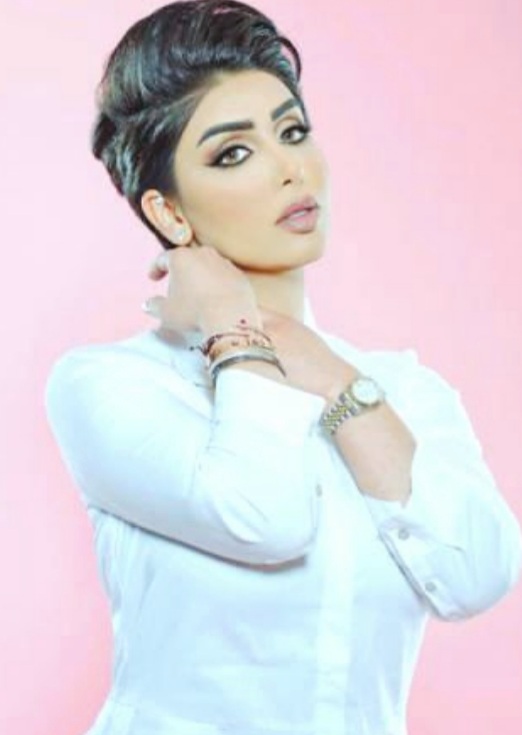 من هي هنادي الكندري ويكيبيديا عمرها مواليد كم، اصلها، ديانتها، اعمالها، هنادي الكندري وزوجها واولادها السيرة الذاتية