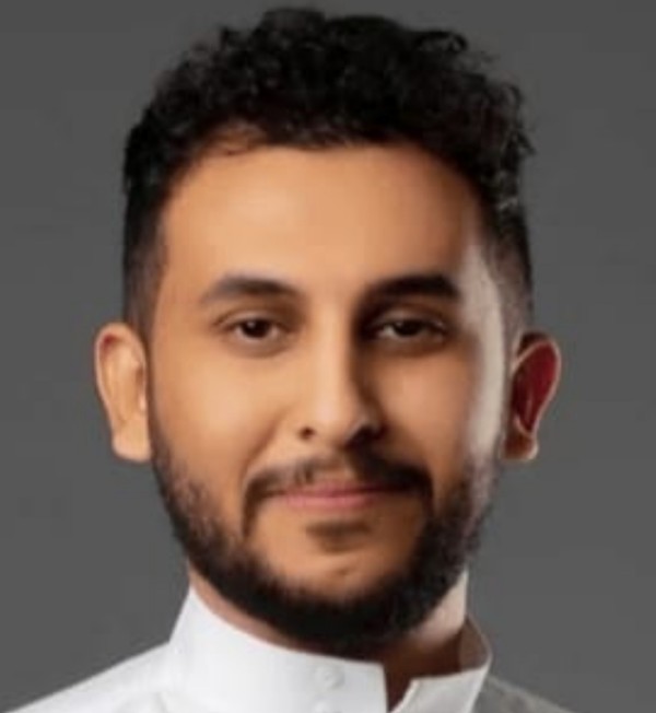 من هو نايف حمدان ويكيبيديا السيرة الذاتية